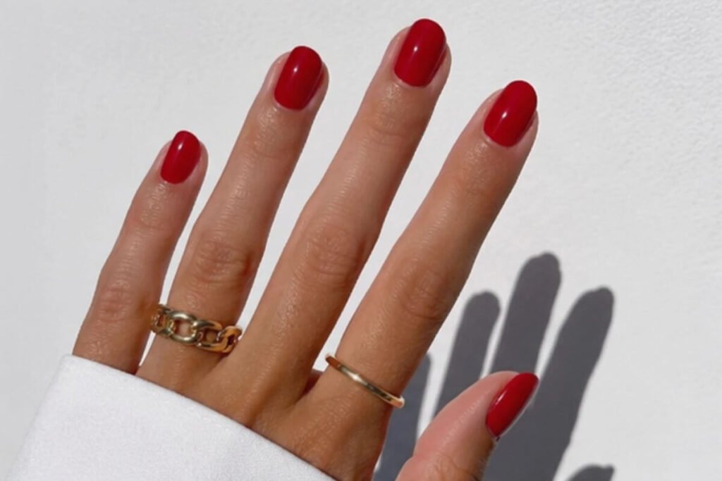 cherry red nails summer 2026