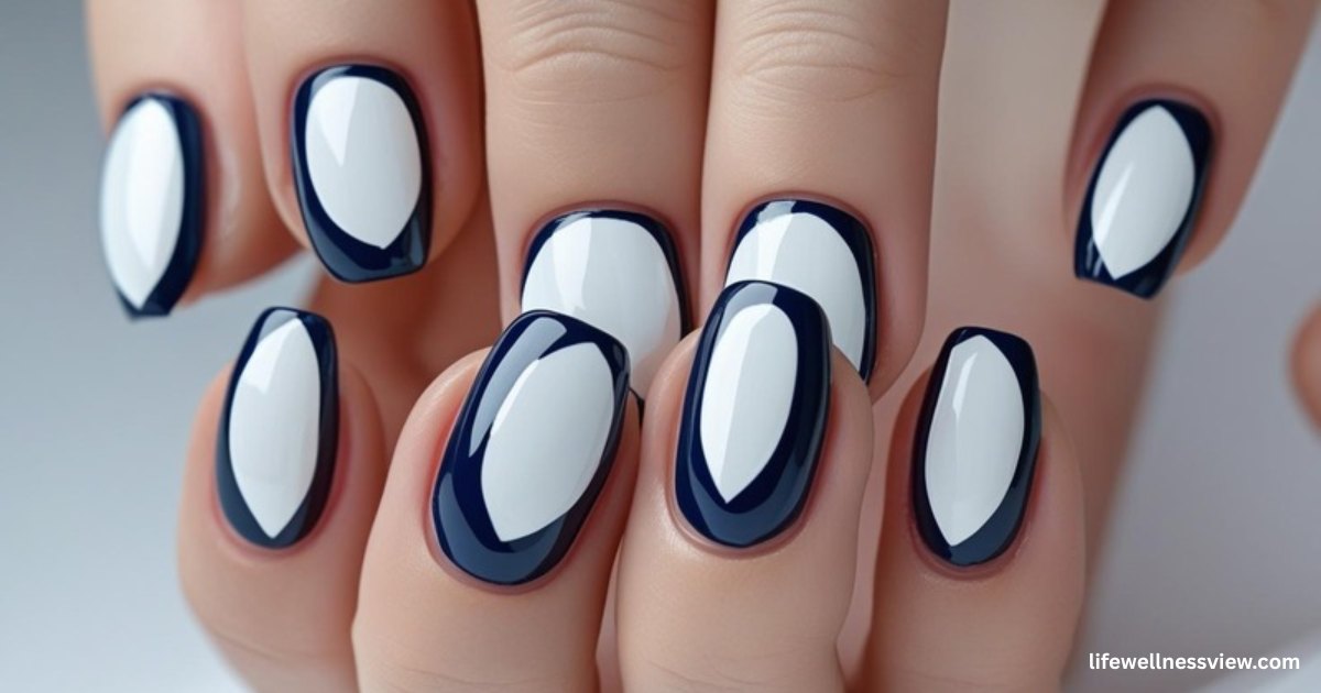 minimal-red-dot-nails (1)